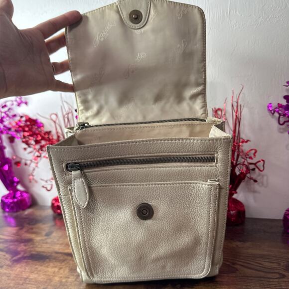Vintage FOSSIL Beige Crossbody - Picture 5 of 9